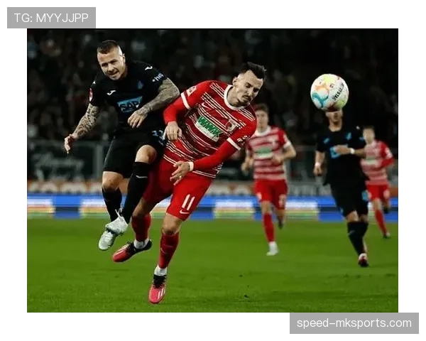 德甲新星后卫闪耀新赛季，防线升级引球迷热盼