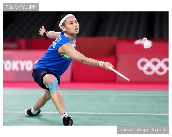 戴资颖打完比赛直接拎爱马仕去吃夜市蚵仔煎？